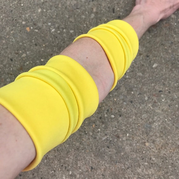 Stretchy Arm Bands Super Hero Costume Black Gloves Cuffs Cosplay Comic Armbands - Picture 10 of 10